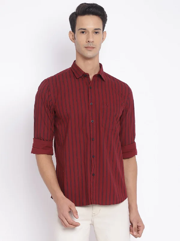 Men's Maroon Casual Narrow Stripe Full Sleeve Shirt Street