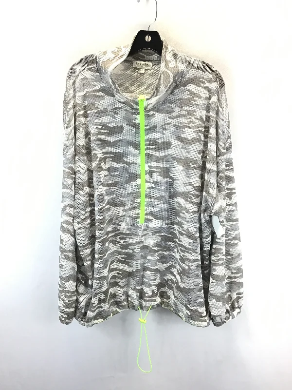 Athletic Jacket By Clothes Mentor In Camouflage Print, Size: 3x Stylish Men's Neon