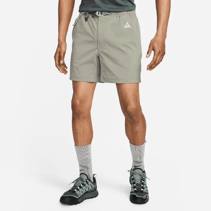 Men's Acg Hiking Shorts In Dark Stucco/summit White Sporty Men's Tennis