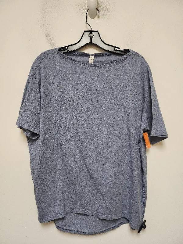 Athletic Top Short Sleeve By Lululemon In Blue, Size: 8 Dapper Men's Bow